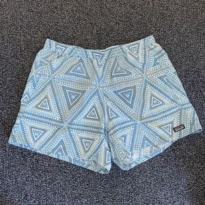 like new patagonia womens baggies